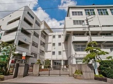【千葉県/市川市大洲】市川市大洲四丁目新築戸建(2) 市川市立大洲中学校（現地より約250m）