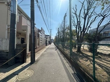 【千葉県/市川市大洲】市川市大洲四丁目新築戸建(3) 前面道路