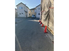 【東京都/三鷹市上連雀】三鷹市上連雀9丁目新築戸建　2号棟 前面道路