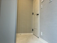 【東京都/武蔵野市境】＆RESORT HOUSE 武蔵境 新築戸建住宅 玄関