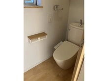 【東京都/三鷹市下連雀】三鷹市下連雀4丁目戸建 トイレ