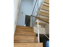 【東京都/三鷹市下連雀】三鷹市下連雀4丁目戸建 階段