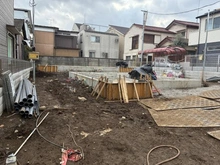 【東京都/三鷹市新川】三鷹市新川1丁目新築戸建 A号棟／全3棟 現地（建築前）：新築分譲住宅/全3棟　手前側