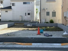 【東京都/武蔵野市関前】武蔵野市関前3丁目新築戸建 1号棟／全3号棟 現地（建築前）：全3棟、手前右側