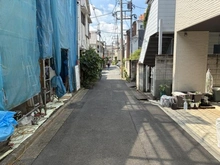 【東京都/新宿区下落合】新宿区下落合4丁目新築戸建 前面道路：西側 4ｍ 公道