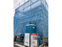 【東京都/西東京市南町】西東京市南町2丁目新築戸建　2号棟／全2号棟 建築中の外観：全2号棟 写真中央（南西側公道4ｍから見て右側）