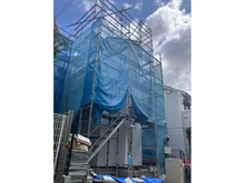 【東京都/杉並区高円寺南】杉並区清水3丁目新築戸建 建築中の外観