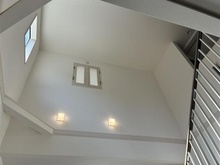 【東京都/三鷹市上連雀】三鷹市上連雀1丁目新築戸建 1号棟／全2号棟 吹抜天井