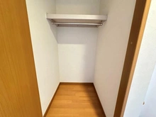 【大阪府/大阪市都島区都島中通】大阪市都島区都島中通2丁目　中古戸建 収納：3階廊下部