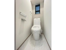 【東京都/大田区多摩川】多摩川1丁目新築戸建2号棟 トイレ