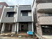 【東京都/大田区新蒲田】大田区新蒲田3丁目　新築戸建B号棟 建築中の外観：全2棟・中央