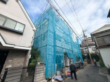 【東京都/大田区南蒲田】大田区南蒲田3丁目　新築戸建てB号棟 建築中の外観：全2棟・左