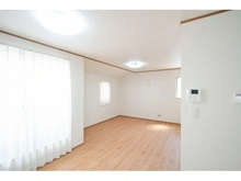 【東京都/大田区中央】大田区中央8丁目　新築戸建て2号棟 リビング・ダイニング