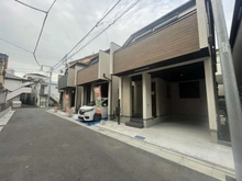 【東京都/江戸川区江戸川】江戸川区江戸川4丁目　D号棟 外観：前6棟現場（写真手前D号棟）