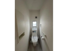 【千葉県/市川市中国分】市川市中国分3丁目新築戸建 トイレ