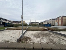 【千葉県/市川市東菅野】市川市東菅野5丁目　新築戸建4号棟 現地（建築前）：全4棟現場／一番左