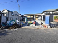 【東京都/足立区保木間】足立区保木間3丁目　新築戸建　2号棟 建築中の外観：全2棟（対象地：奥側）