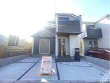 【千葉県/市川市福栄】市川市福栄4丁目　新築戸建2号棟 外観：全2棟現場／左