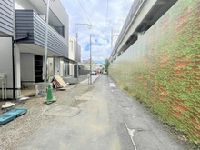 【千葉県/市川市新田】市川市新田5丁目　B号棟 前面道路