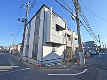 【東京都/江戸川区北小岩】江戸川区北小岩3丁目　新築戸建　C号棟 建築中の外観：中央（全５棟）