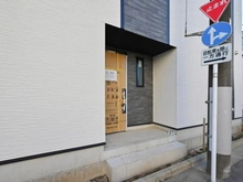 【東京都/江戸川区北小岩】江戸川区北小岩3丁目　新築戸建　C号棟 アプローチ