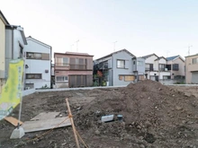 【東京都/江戸川区大杉】江戸川区大杉2丁目　新築戸建3号棟 現地（建築前）：全3棟現場／右奥部分