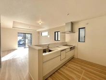 【埼玉県/吉川市新栄】吉川市新栄1丁目 LDK