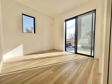 【埼玉県/吉川市新栄】吉川市新栄1丁目 洋室