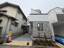 【東京都/江戸川区南小岩】江戸川区南小岩3丁目　新築戸建3号棟 外観：全3棟現場／左側