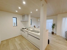 【東京都/江戸川区一之江】江戸川区一之江6丁目　新築戸建 キッチン：※家具・調度品は販売価格に含まれておりません