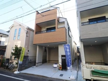 【東京都/府中市府中町】東京都府中市府中町3丁目1期1号棟 外観：全3棟・写真中央