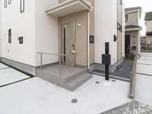 【東京都/府中市日新町】府中市日新町5丁目S号棟 アプローチ