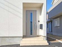 【東京都/府中市日新町】府中市日新町第11 2号棟 玄関