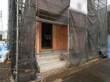 【東京都/府中市日新町】府中市日新町第11 6号棟 玄関：全7棟・写真中央