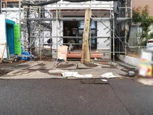 【東京都/調布市八雲台】調布市八雲台1期 2号棟 駐車場：全2棟・写真中央