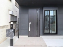 【東京都/調布市深大寺東町】調布市深大寺東町6丁目新築戸建 玄関