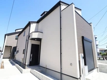 【東京都/八王子市北野町】八王子市北野町新築戸建て(2号棟) 外観：全５号棟・写真中央