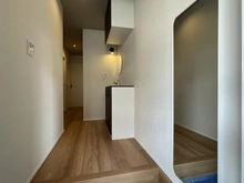 【神奈川県/横浜市泉区中田南】泉区中田南5丁目　新築戸建　1号棟/全2棟 玄関