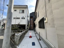 【神奈川県/横浜市神奈川区神之木台】神奈川区神之木台II　新築戸建　全1棟 駐車場