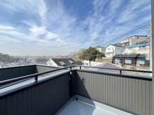 【神奈川県/横浜市神奈川区神之木台】神奈川区神之木台II　新築戸建　全1棟 バルコニー