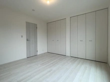 【神奈川県/横浜市戸塚区戸塚町】戸塚区戸塚町　新築戸建　全1棟 洋室：約8.0帖