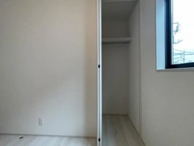 【神奈川県/横浜市戸塚区戸塚町】戸塚区戸塚町　新築戸建　全1棟 収納：洋室約4.5帖