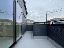 【神奈川県/横浜市戸塚区戸塚町】戸塚区戸塚町　新築戸建　全1棟 バルコニー