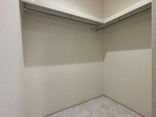 【神奈川県/横浜市戸塚区戸塚町】戸塚区戸塚町　新築戸建　全1棟 収納：1階　玄関脇のウォークインクローゼット