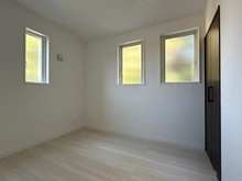 【神奈川県/横浜市戸塚区柏尾町】戸塚区柏尾町　新築戸建　A号棟／全3棟 洋室：約4.5帖