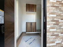 【神奈川県/横浜市戸塚区柏尾町】戸塚区柏尾町　新築戸建　B号棟／全3棟 玄関