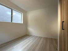 【神奈川県/横浜市戸塚区柏尾町】戸塚区柏尾町　新築戸建　C号棟／全3棟 洋室：約5.3帖