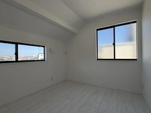 【神奈川県/横浜市港南区日限山】港南区日限山1丁目　新築戸建　1号棟/全3棟 洋室