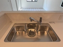 【神奈川県/横浜市港南区日限山】港南区日限山1丁目　新築戸建　2号棟/全3棟 キッチン