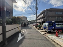 【神奈川県/横浜市港南区日限山】港南区日限山1丁目　新築戸建　3号棟/全3棟 前面道路